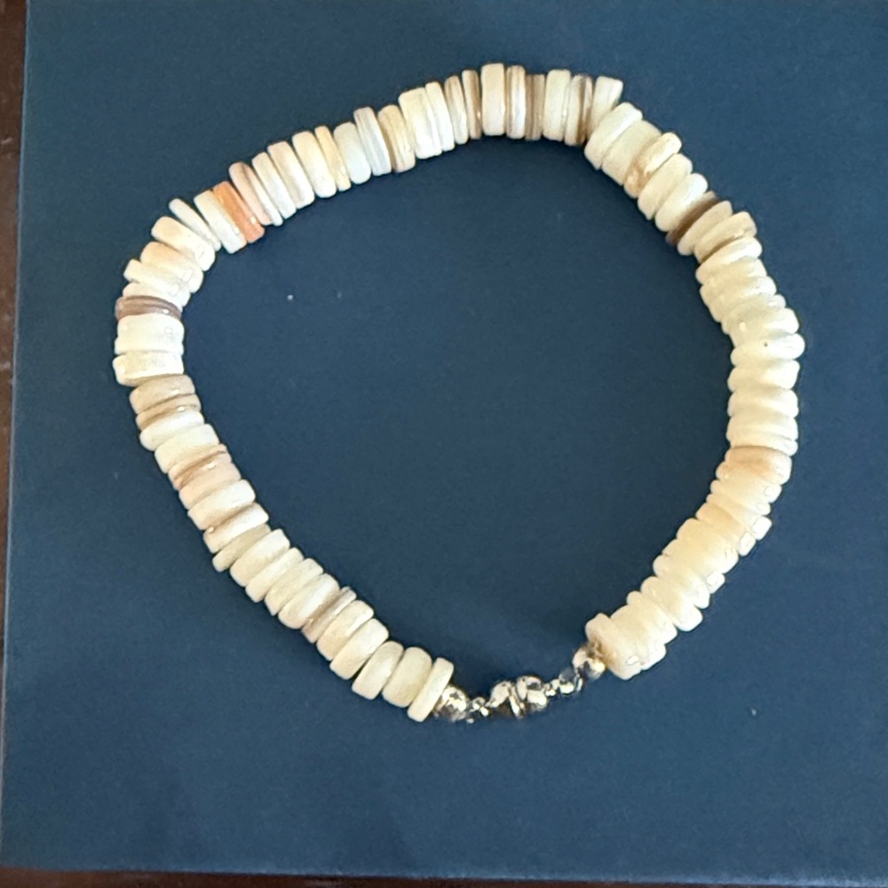 Natural Shell bracelet